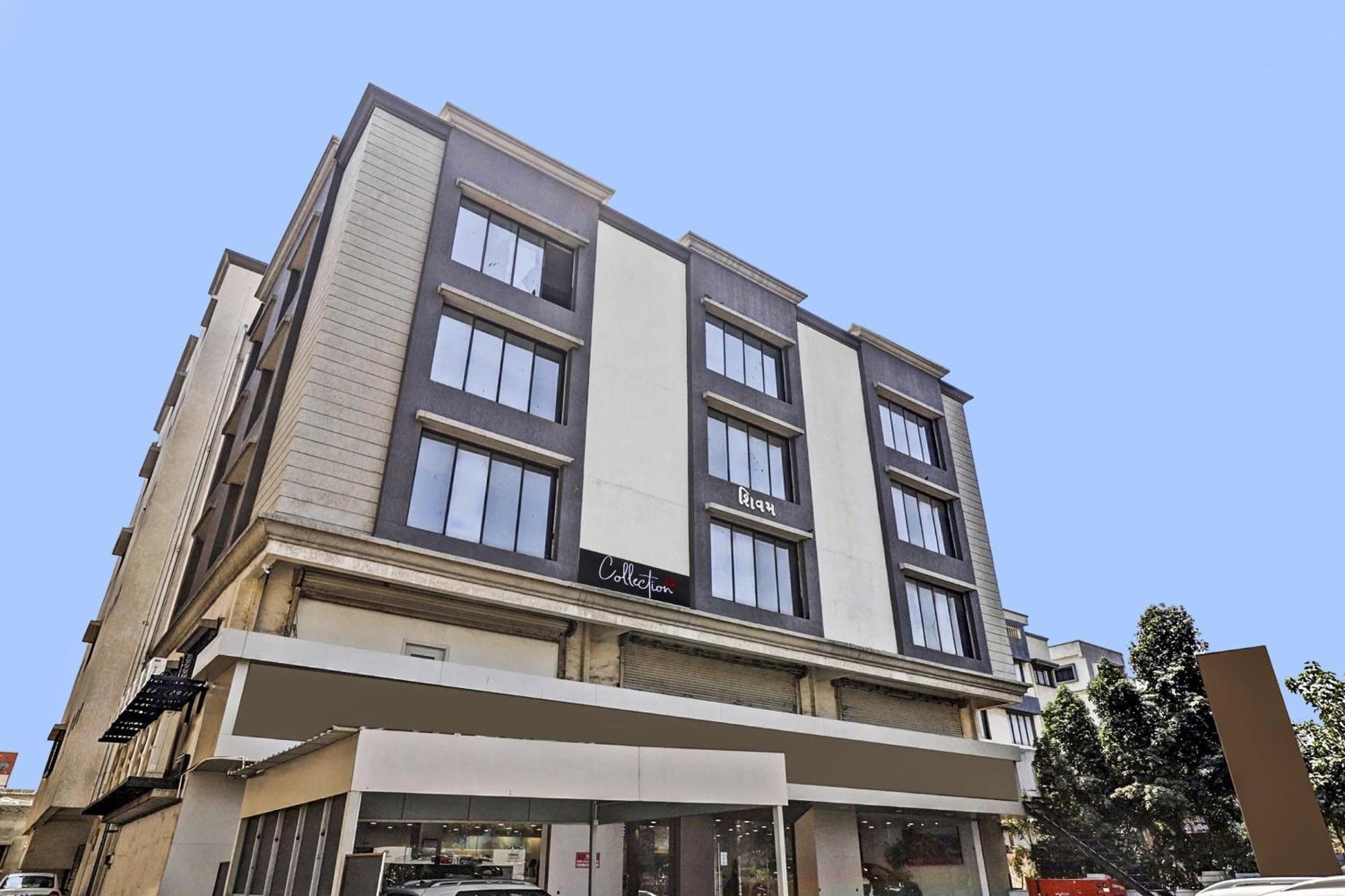Collection O Laxmi Kuber Hotel Utrān Eksteriør billede